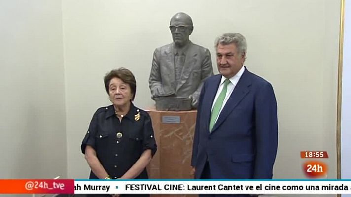 Parlamento - Parlamento - Conoce el parlamento - Busto de Calvo-Sotelo - 14/06/2015