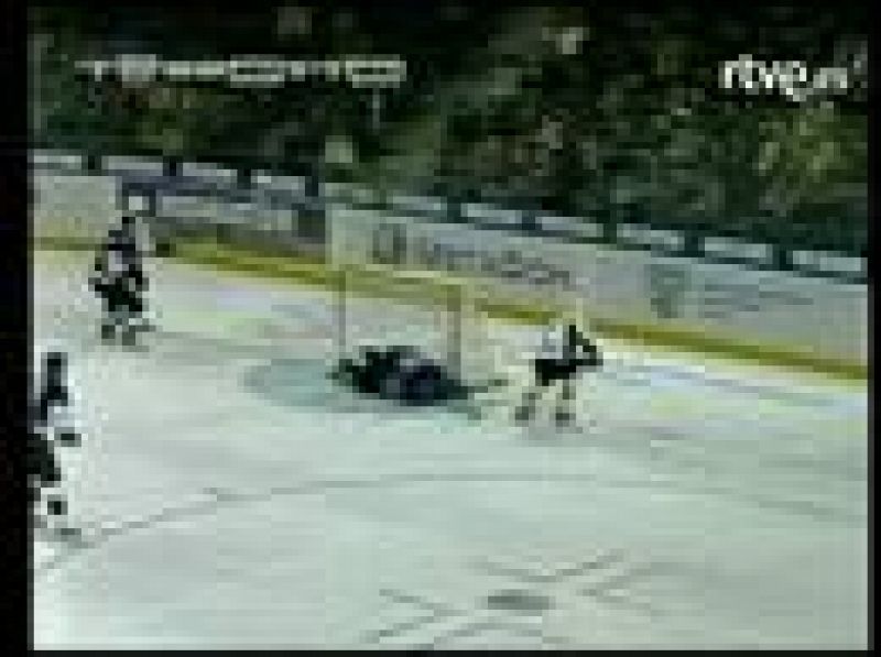 Un jugador ruso de hockey hielo fallece de muerte súbita durante un partido de la liga rusa.