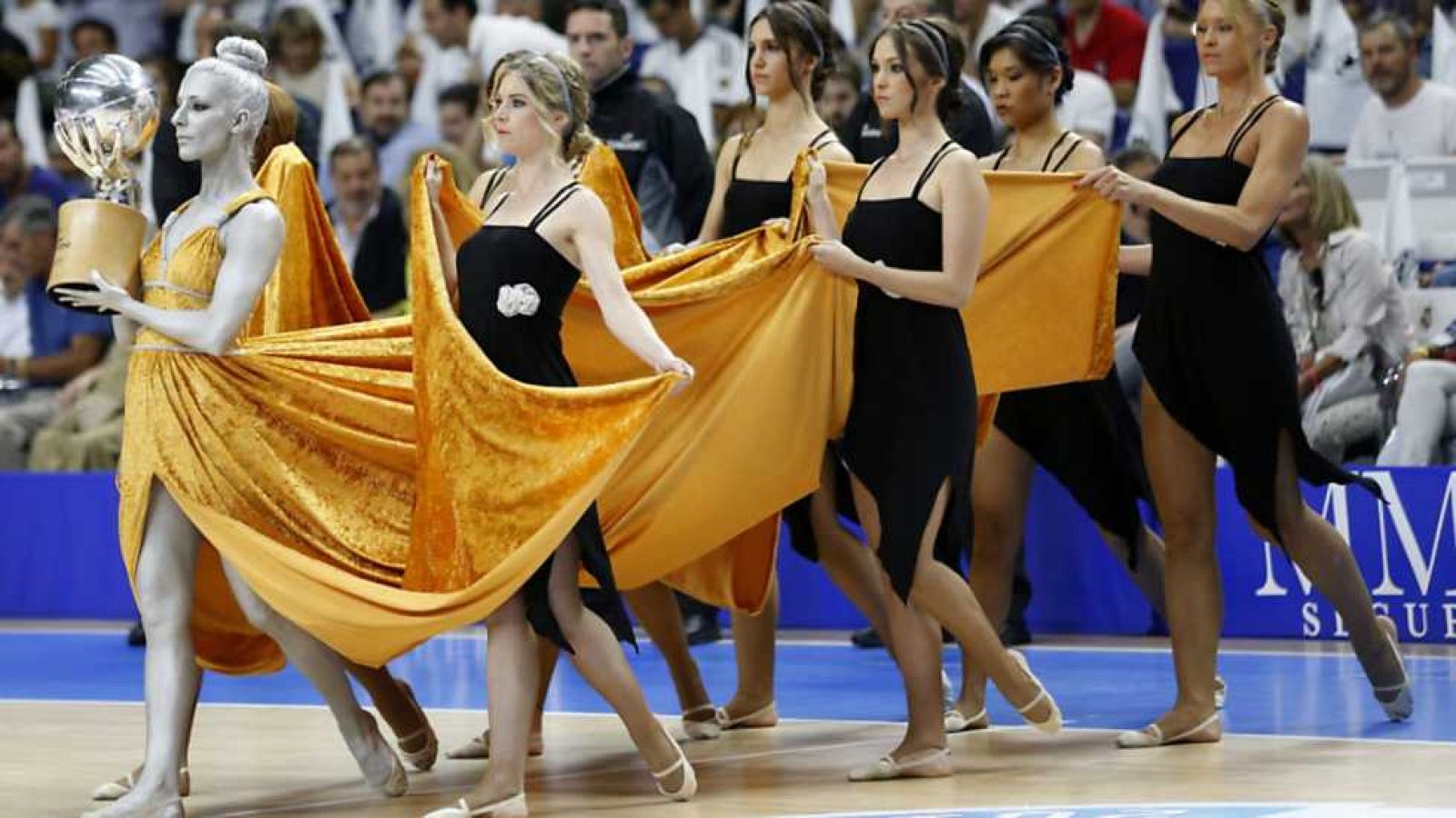 Baloncesto - Liga ACB. Play Off.  Primer partido: Real Madrid - FC Barcelona - Ver ahora