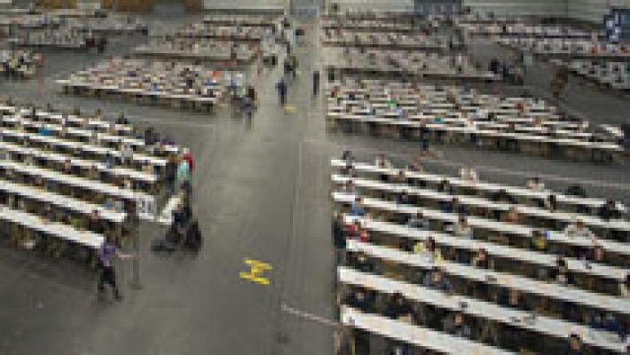 Telediario 1 - Empiezan las oposiciones para profesor en las CCAA