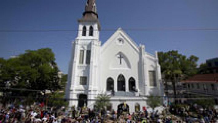 Los actos en memoria de víctimas de Charleston se suceden