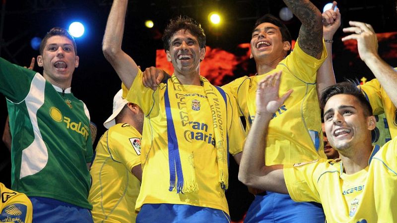 Más de cien mil personas celebran el ascenso de Las Palmas