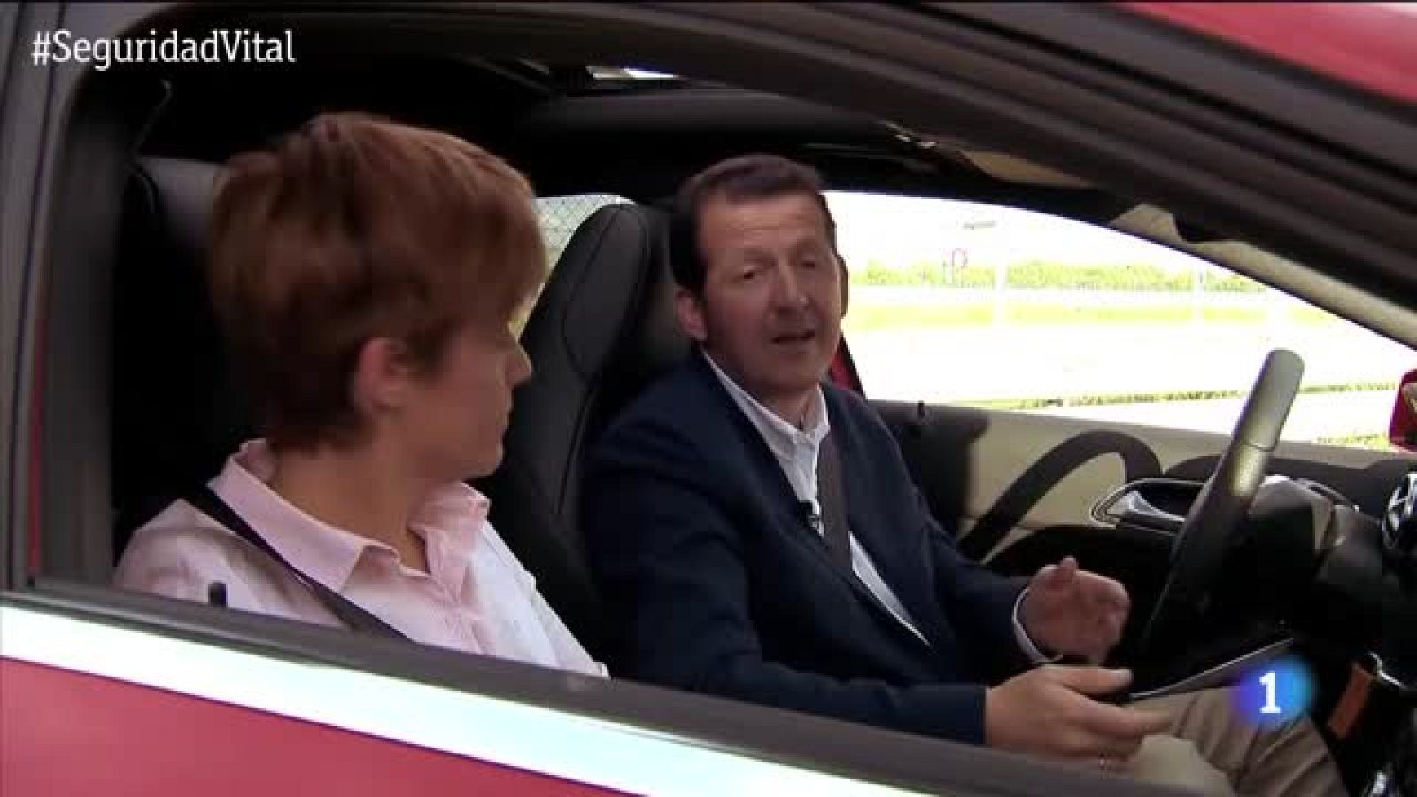 Los peligros del móvil al volante