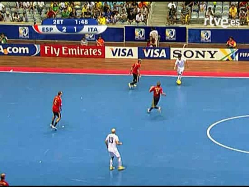 España vence por 3-2 a Italia gracias a un gol conseguido en el último segundo de la prórroga.