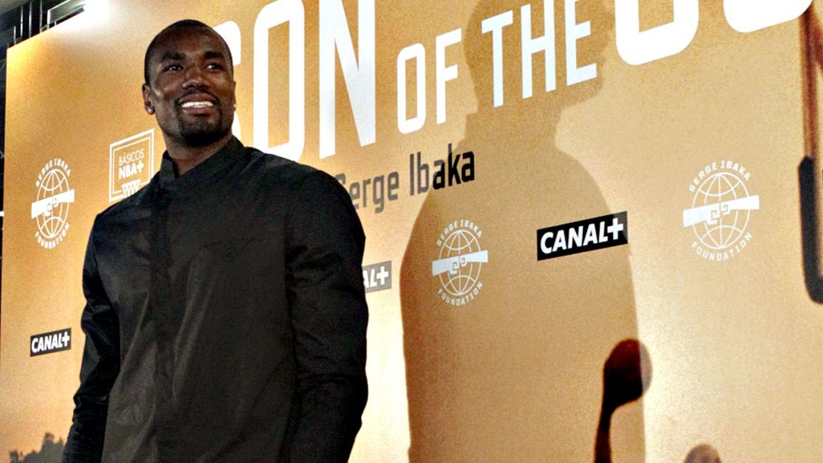 Serge Ibaka, ala-pívot de los Oklahoma City Thunder, declaró este lunes que tanto Nikola Mirotic como él se encuentran "preparados" para acudir con la selección española al próximo Eurobasket y que el jugador de los Chicago Bulls, con el que compite