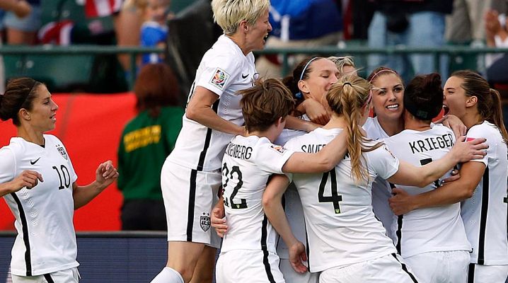 Telediario 1 - Estados Unidos e Inglaterra pasan a cuartos