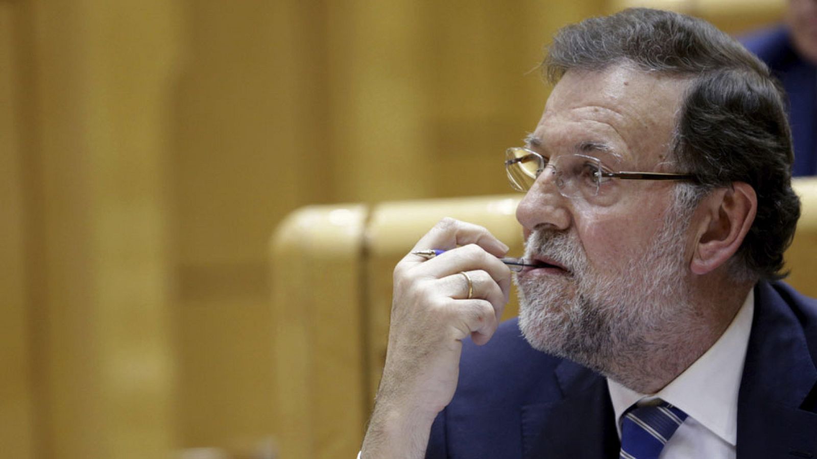 Rajoy: "Nadie se toma en serio a Sánchez tras pactar con Podemos" | Ver