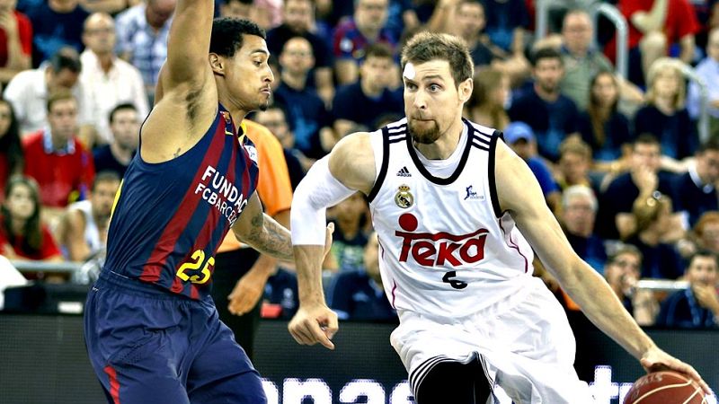 El Real Madrid se ha proclamado este miércoles campeón de la Liga Endesa de baloncesto tras derrotar Baloncesto - Liga ACB. Play Off 3º partido: FC Barcelona - Real Madrid - ver ahora