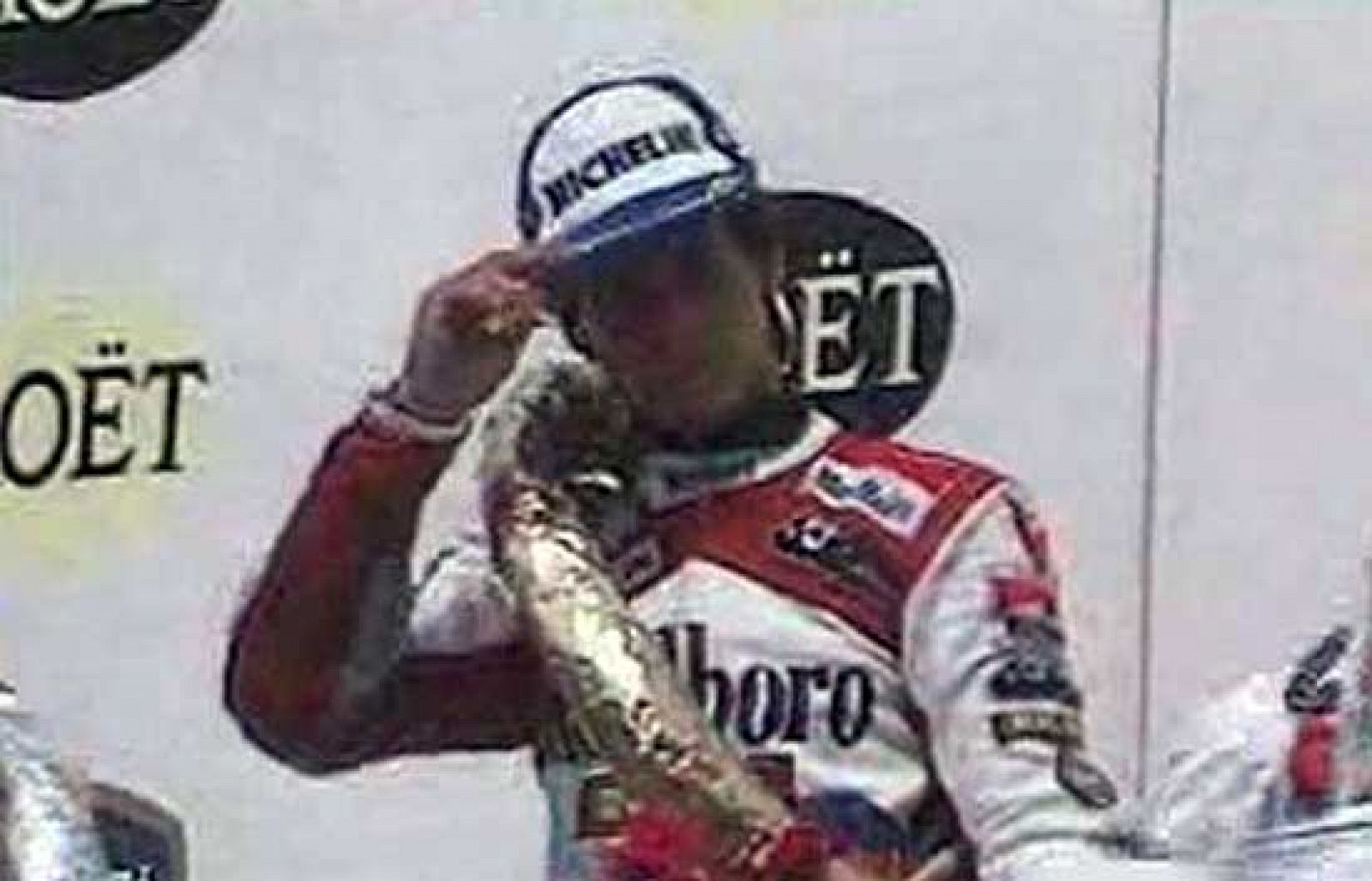 Motociclismo: Álex Crivillé vence en Brno y se proclama campeón en 1989