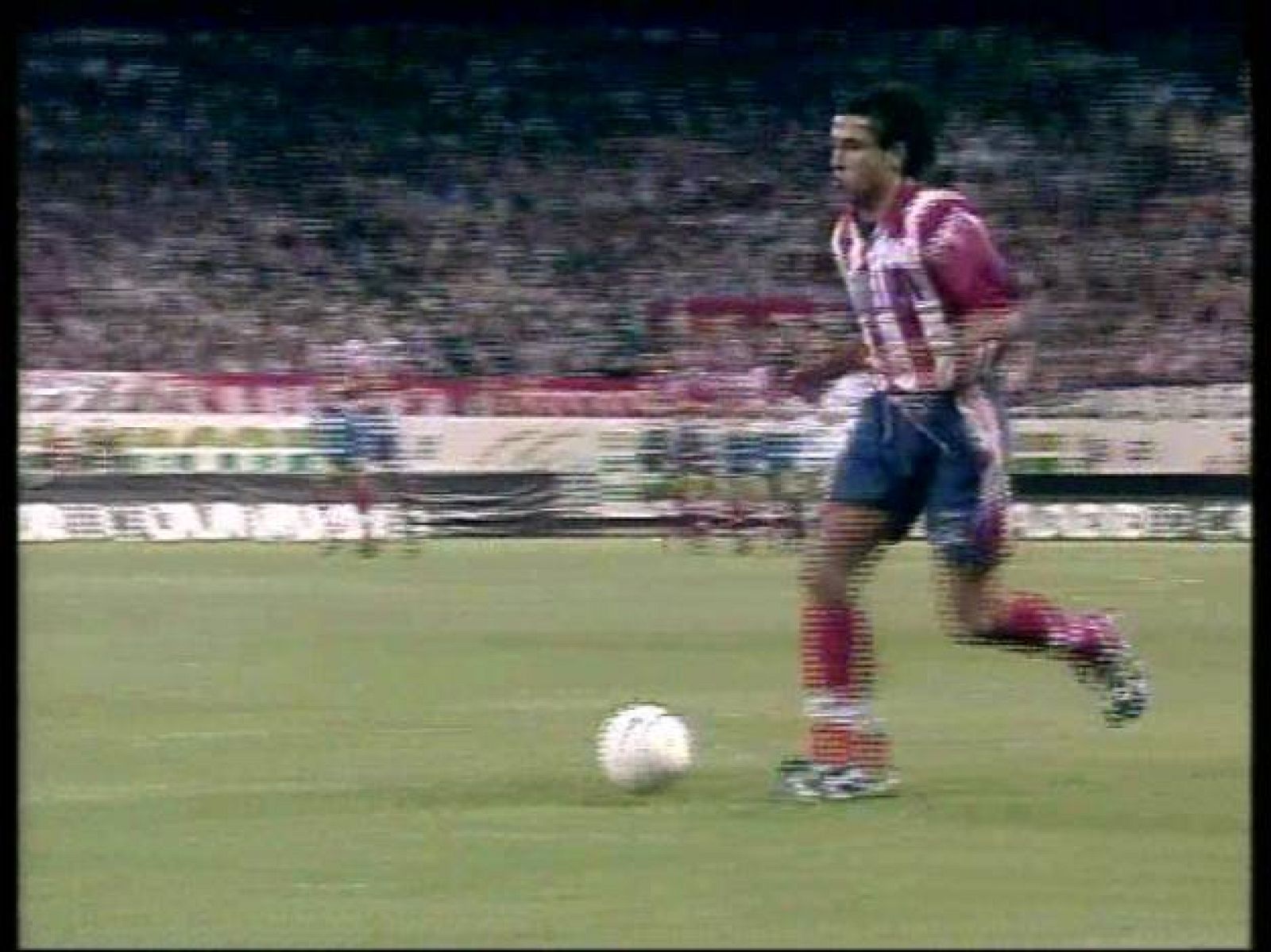 El último derbi que ganó el Atleti en el Vicente Calderón fue en 1999. Los colchoneros vencieron por 3-1.
