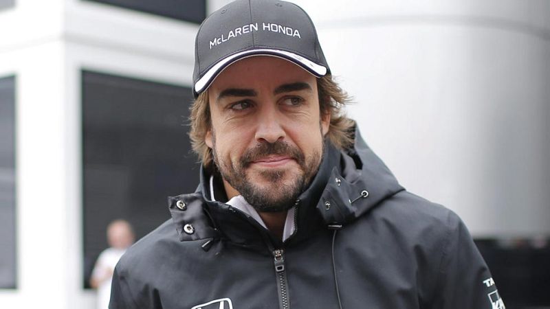Alonso inaugura su museo y circuito cuando aún le queda "cuerda para rato"