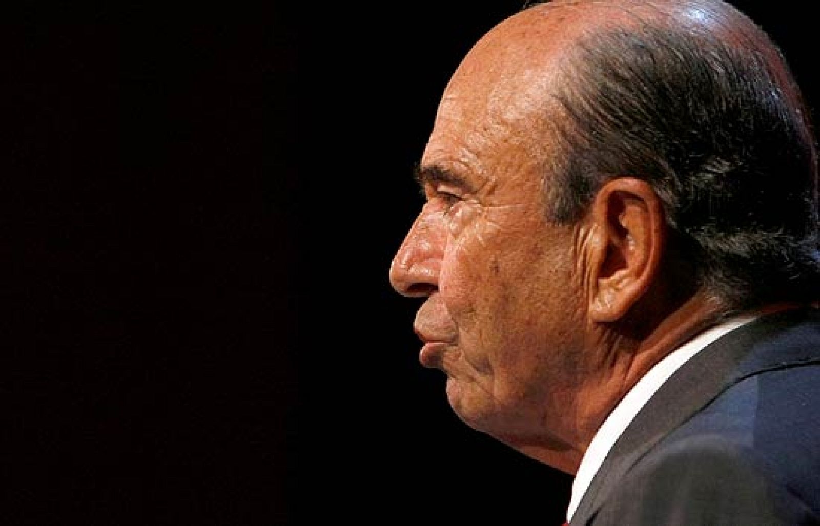 Los grandes banqueros no ven peligrar los depósitos de los españoles