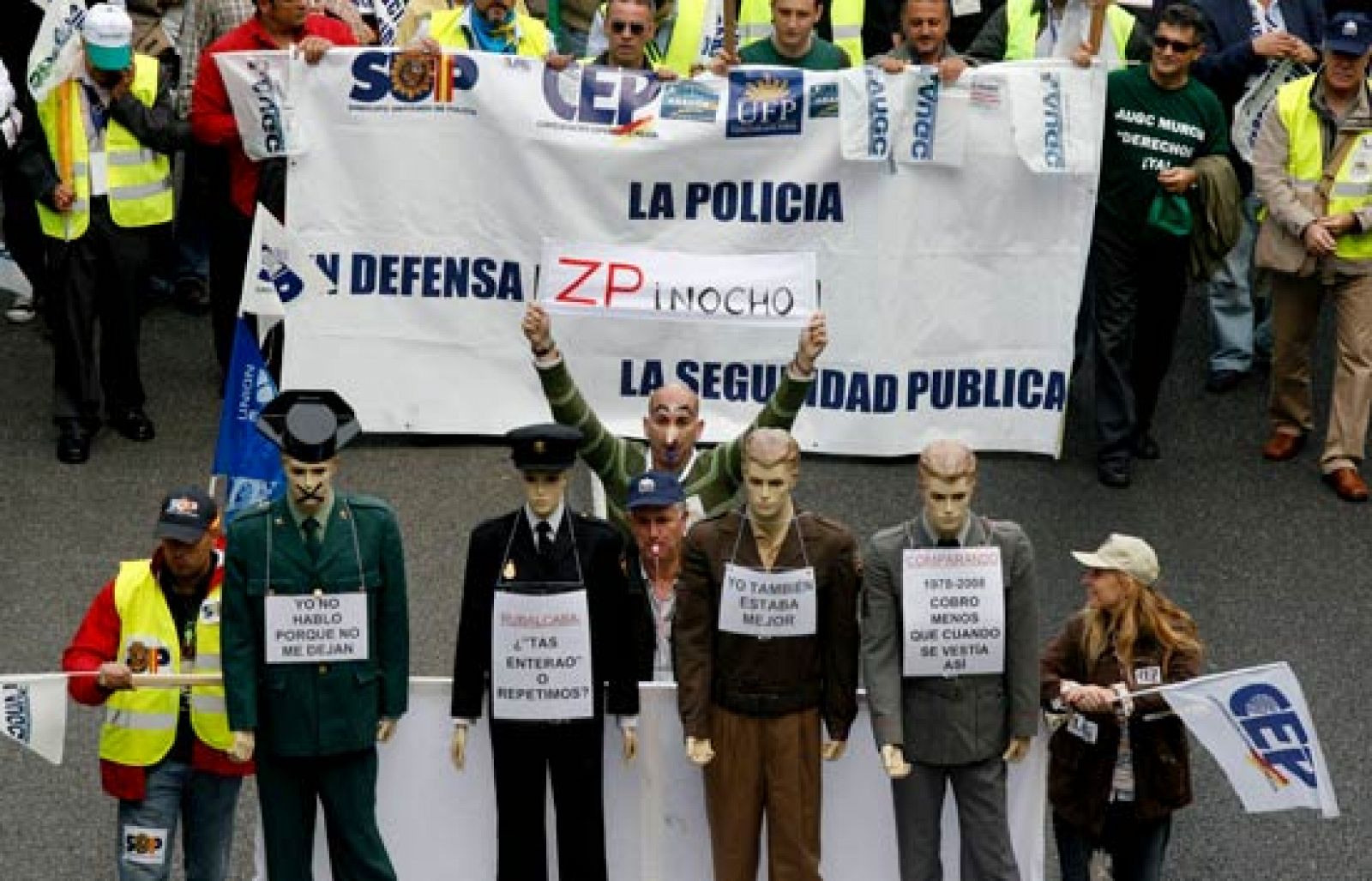 Los policías y los guardias civiles se manifiestan