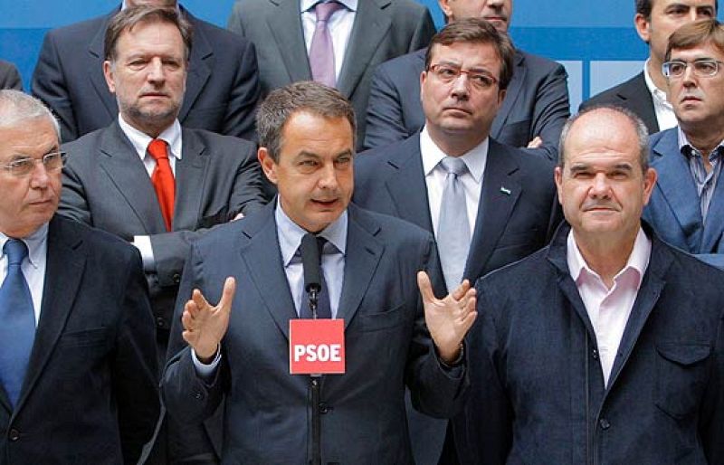  Zapatero anuncia que el PSOE apoyará todos los presupuestos