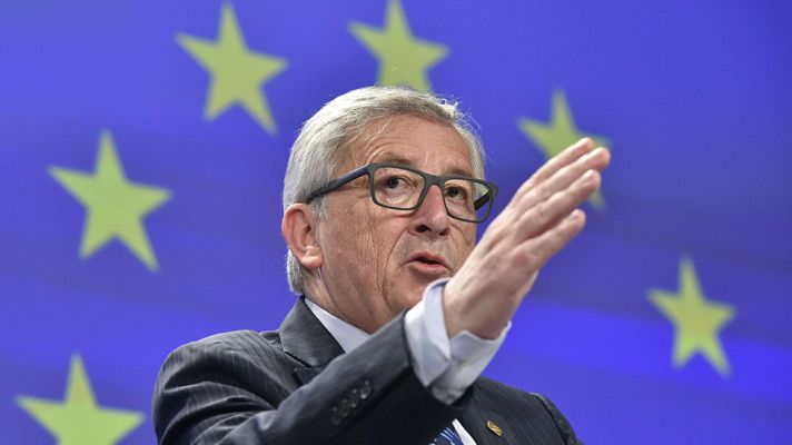 Informativo 24h - Juncker asegura que los ciudadanos griegos deben conocer toda la verdad sobre la negociación