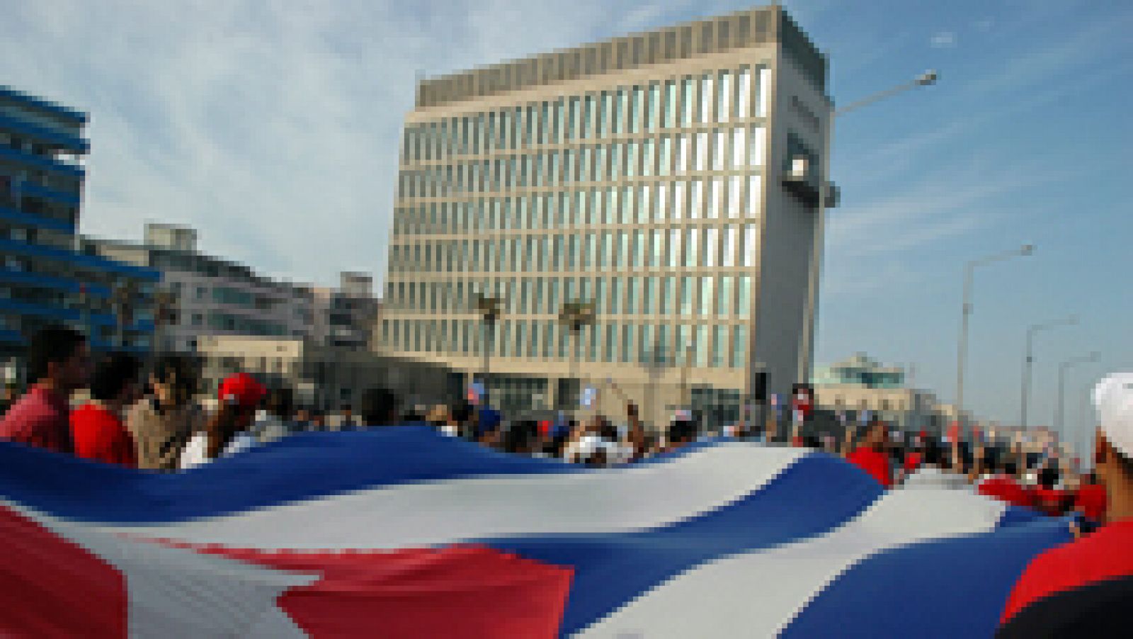 Informativo 24h: Cuba y EE.UU. llegan a un acuerdo para reabrir las embajadas en sus respectivas capitales | RTVE Play