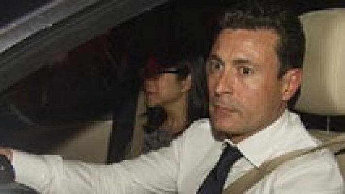 Telediario 1 - Salvo anuncia su adiós como presidente del Valencia