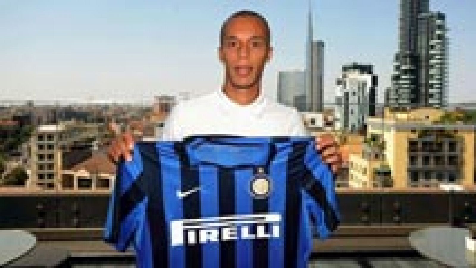 Telediario 1: Miranda ya posa con la camiseta del Inter | RTVE Play