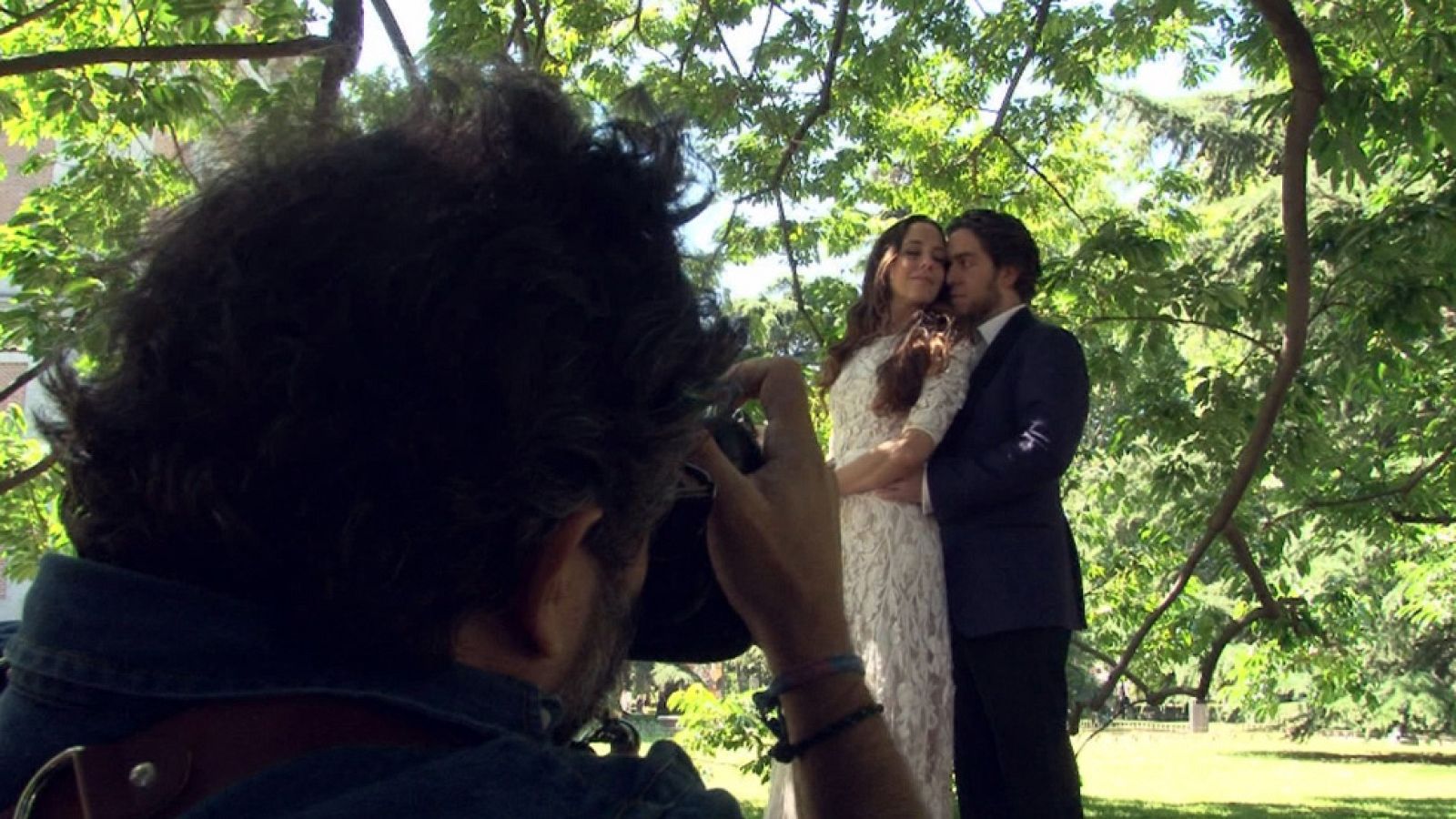 Comando Actualidad - Lo que cuesta el amor - El fotógrafo