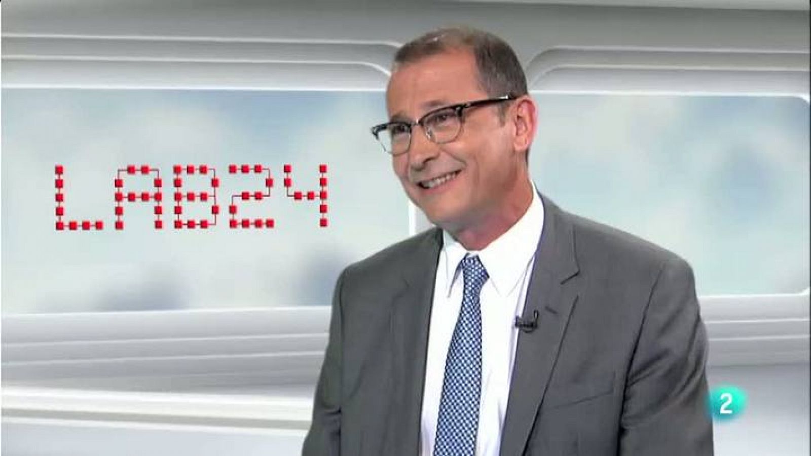 Lab24 - Entrevista: Carlos Espinós, El satélite propio español