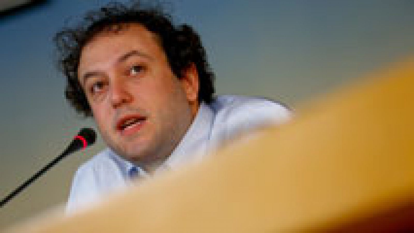 El juez archiva la querella contra Zapata al no ver delito en sus tuits sobre Irene Villa | Ver