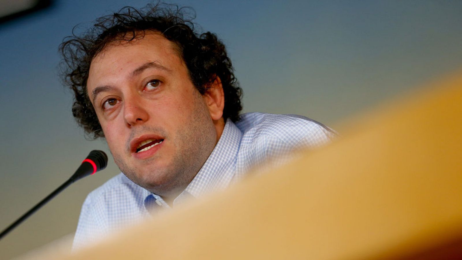 El juez archiva la querella contra Zapata al no ver delito en sus tuits sobre Irene Villa