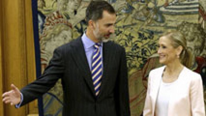 Telediario 1 - El rey recibe a Cifuentes y Carmena, que le han explicado sus proyectos políticos