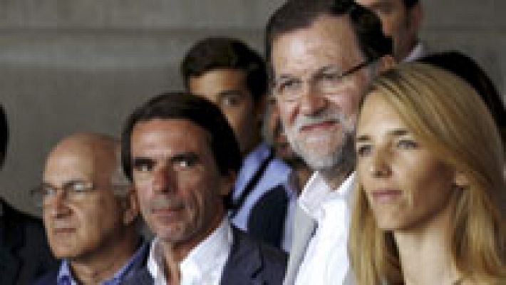 Telediario 1 - Rajoy y Aznar esperan un ciclo de crecimiento económico
