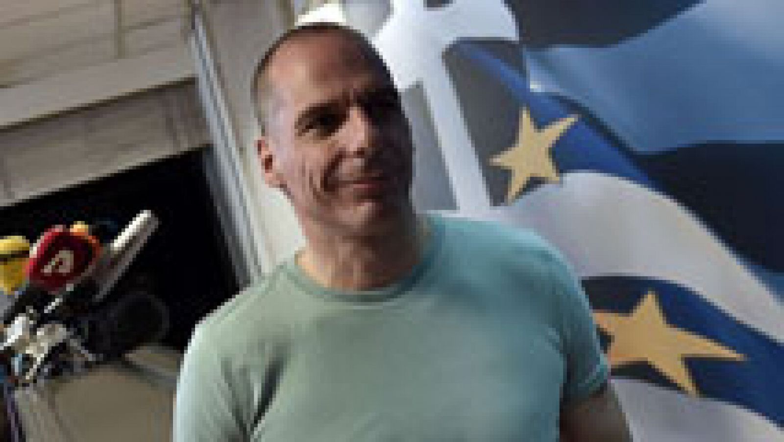 Varufakis dice que con el "no" Atenas "tiende la mano" a los socios