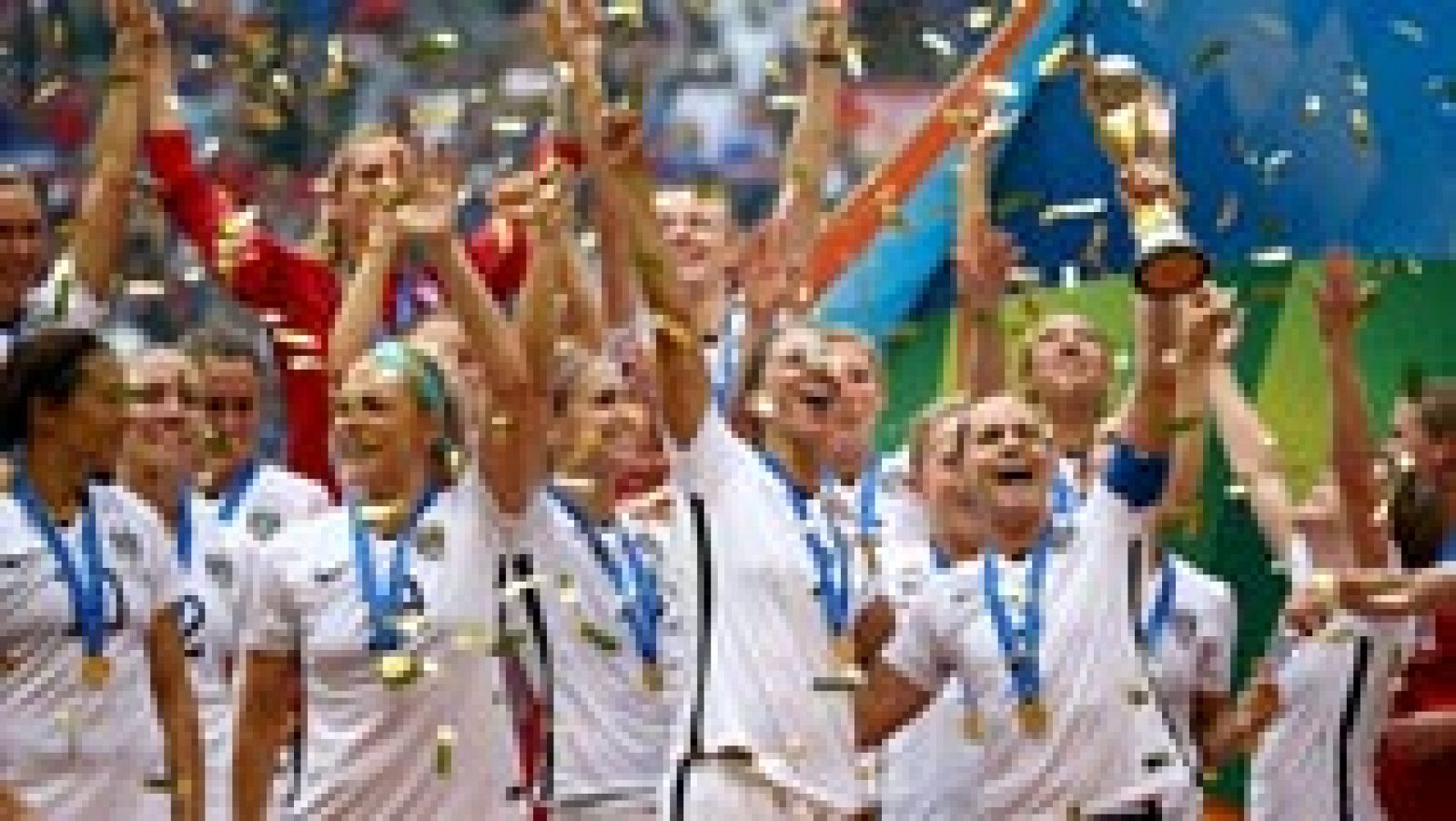 Sin programa: EE.UU arrolla a Japón y gana su tercer Mundial | RTVE Play