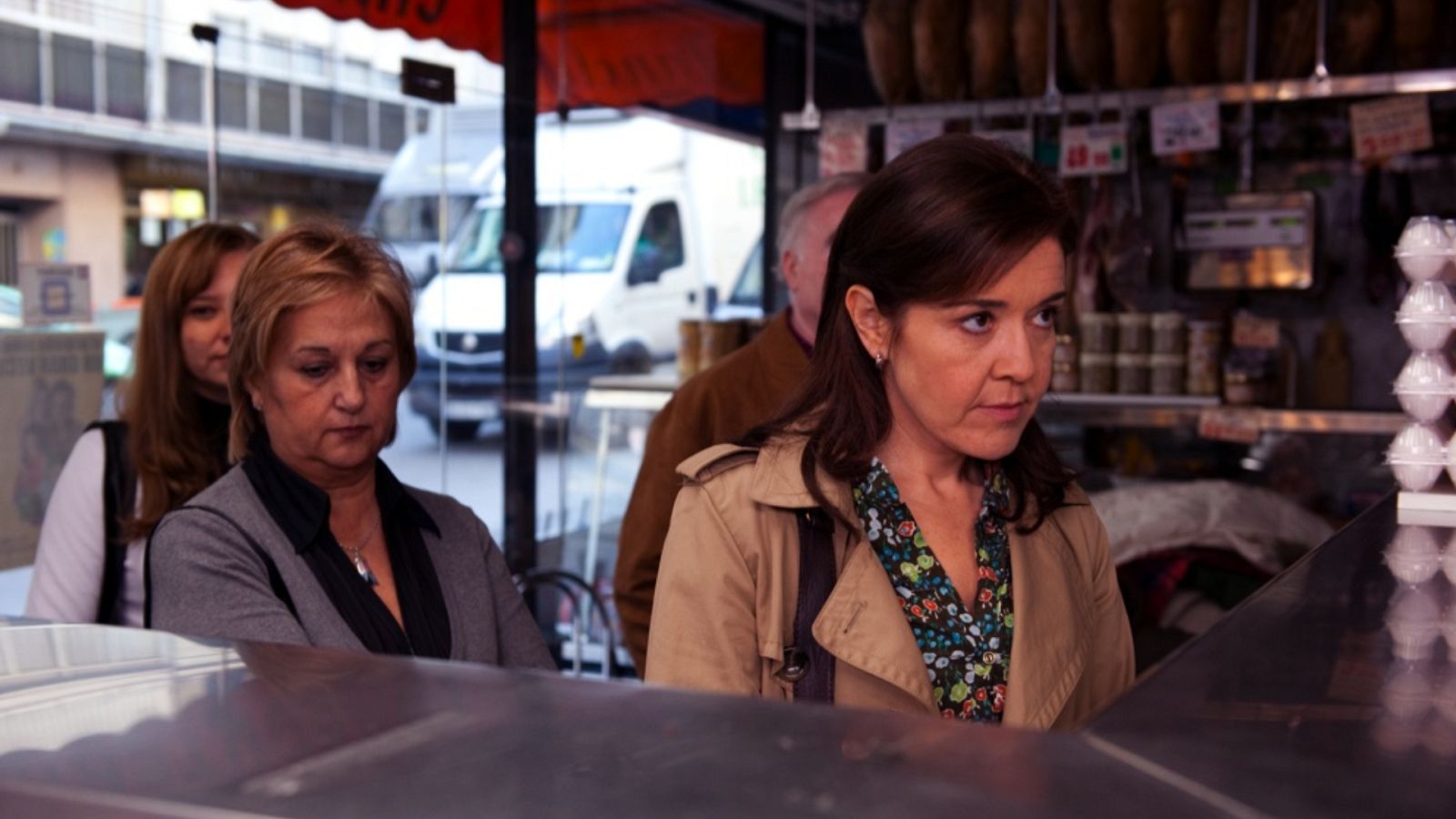 Los misterios de Laura - Temporada 1 - Episodio 1: El misterio de la habitaci�n cerrada - Ver ahora