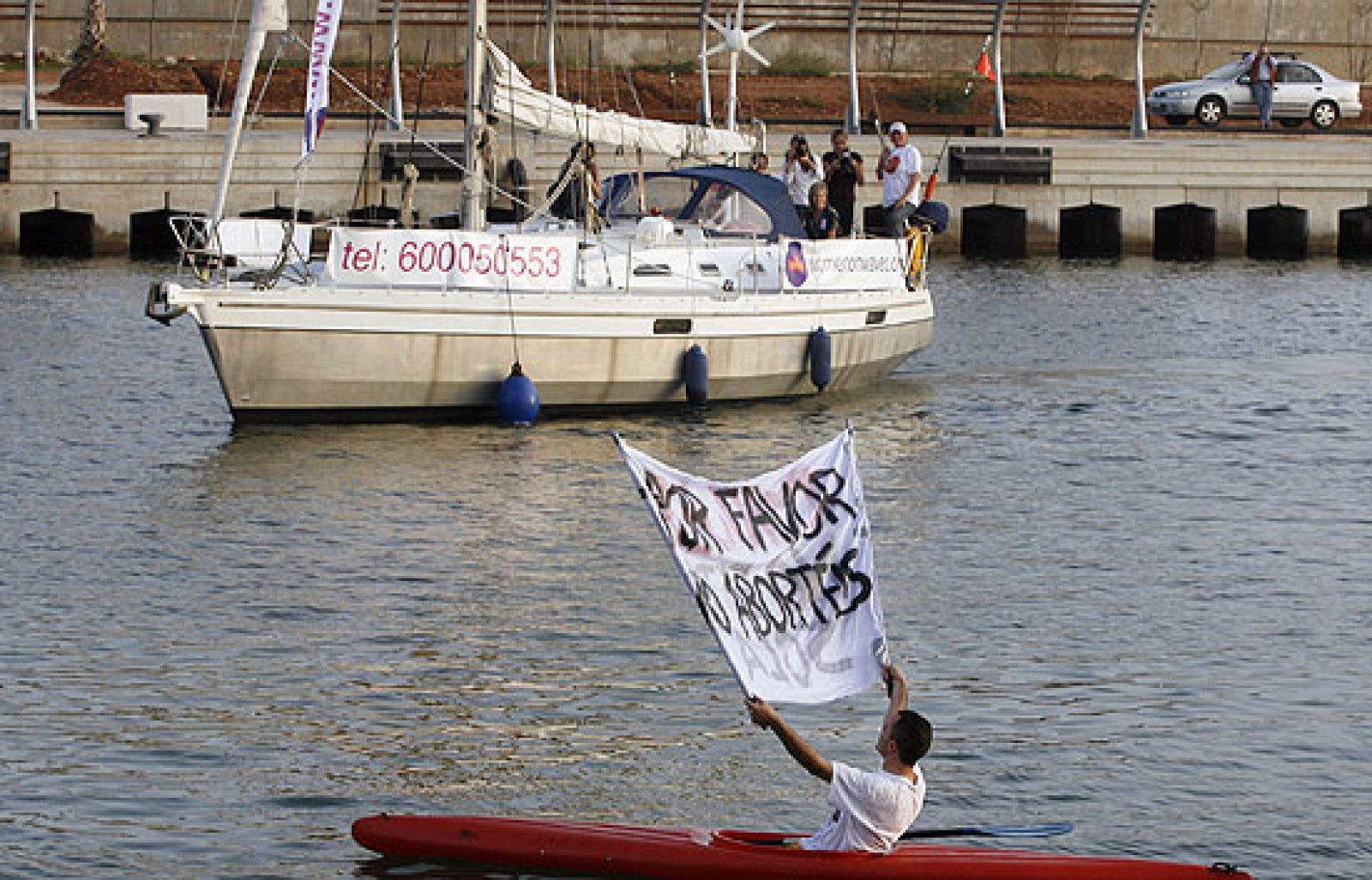 Reporteros del telediario - Somos testigos en exclusiva de lo ocurrido a bordo del barco abortista