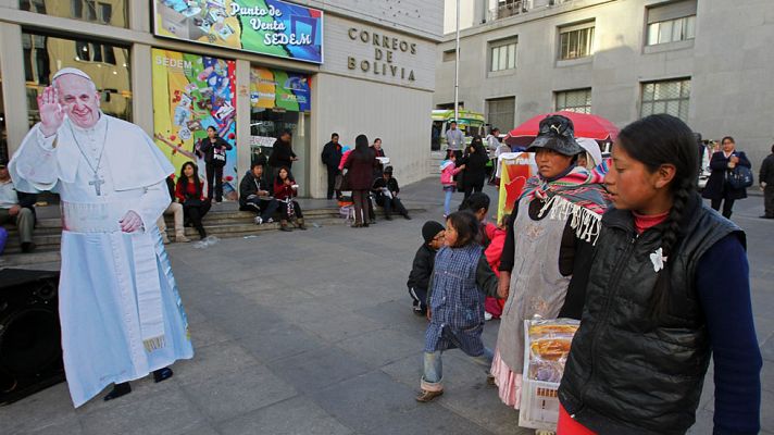 Telediario 1 - El papa dice que el desempleo juvenil puede llevar a proyectos de locura social