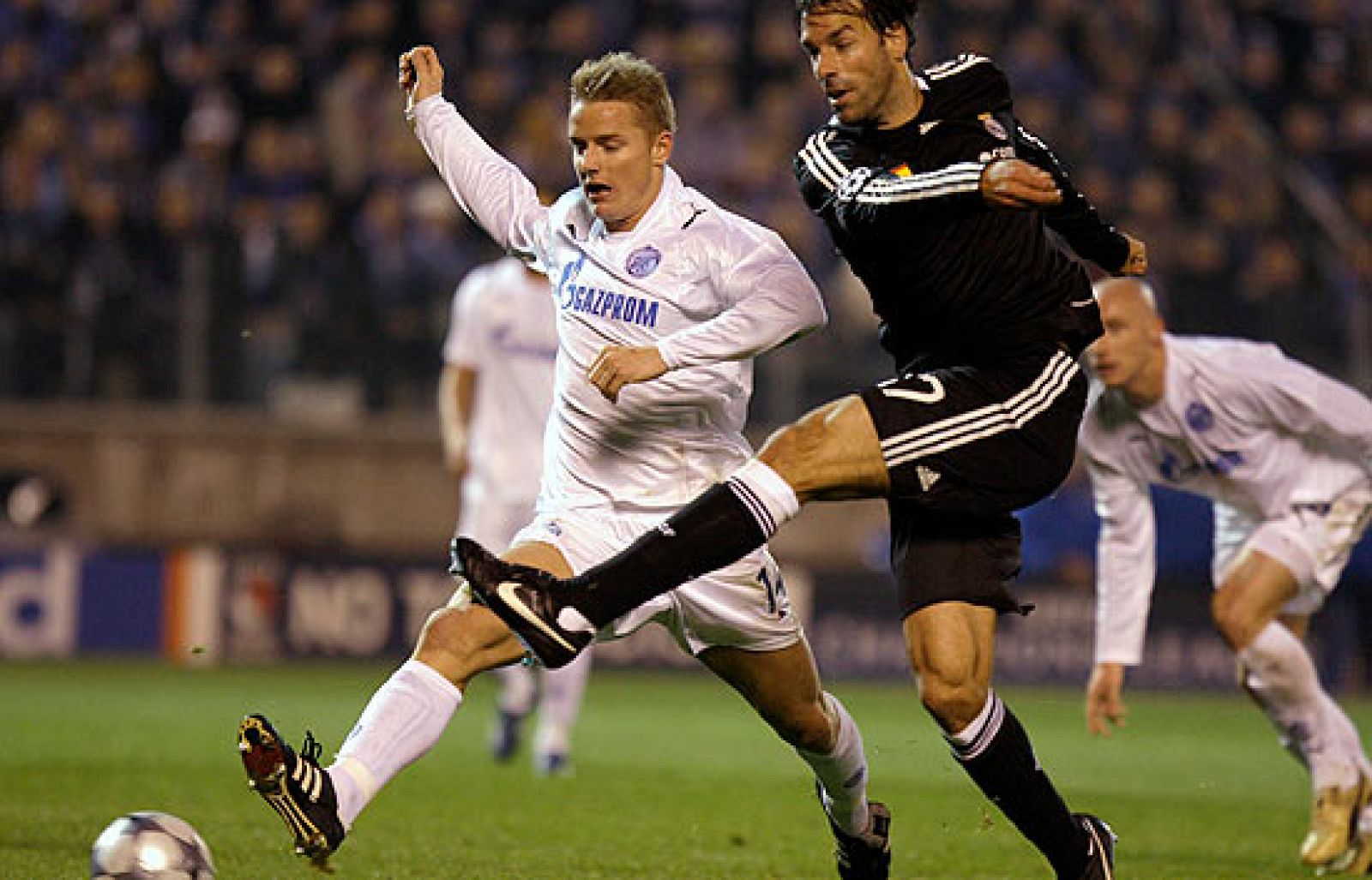 El Madrid tiene una buena oportunidad para matar dos pájaros de un tiro, ganar a un rival directo como la Juve y encarrilar la clasificación casi definitivamente.