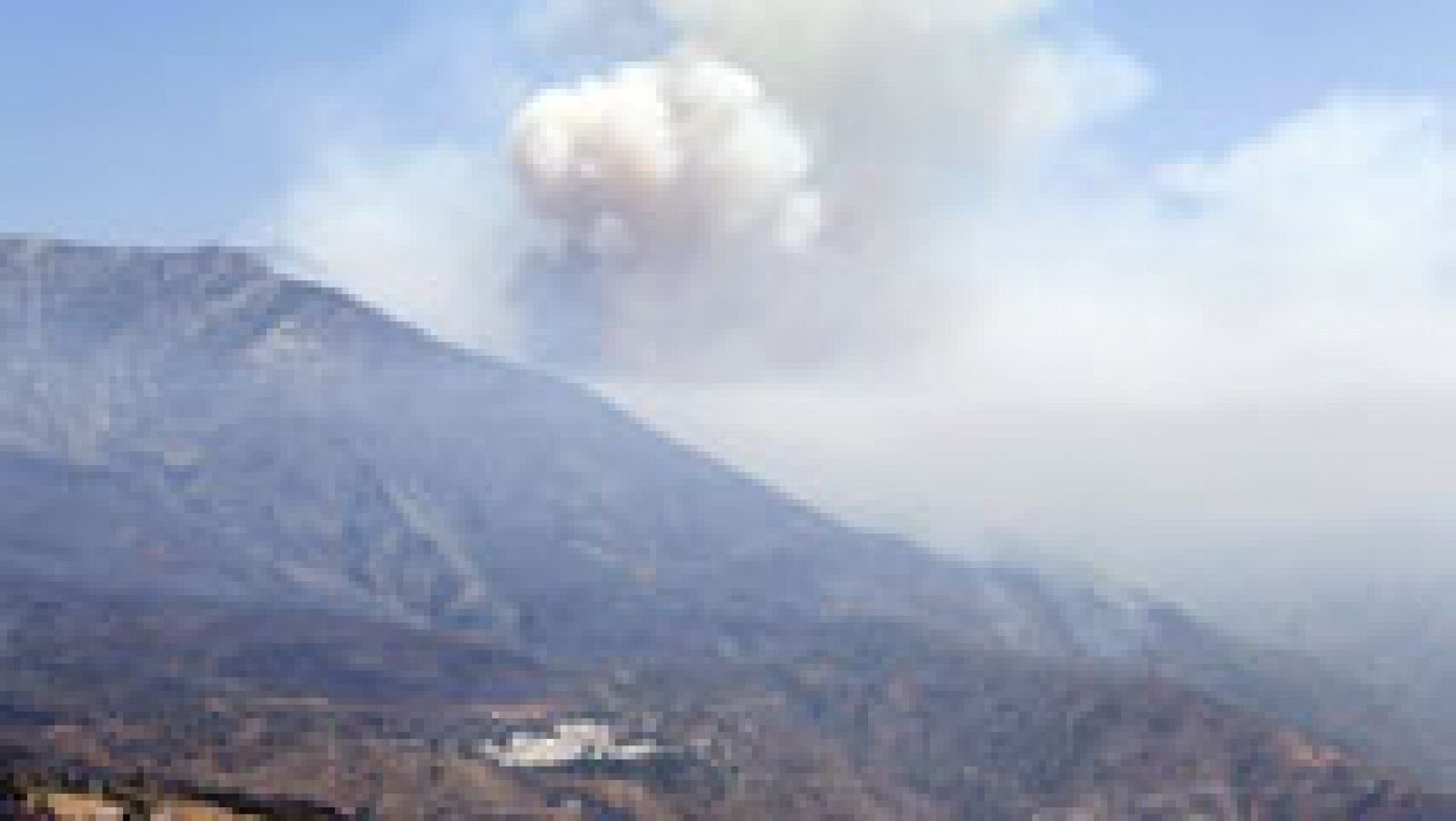 Cerca de 600 vecinos evacuados por el incendio de Granada vuelven a sus casas - Informativo 24h | Ver