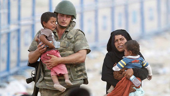 Telediario 1 - Los refugiados sirios en países vecinos superan ya los 4 millones