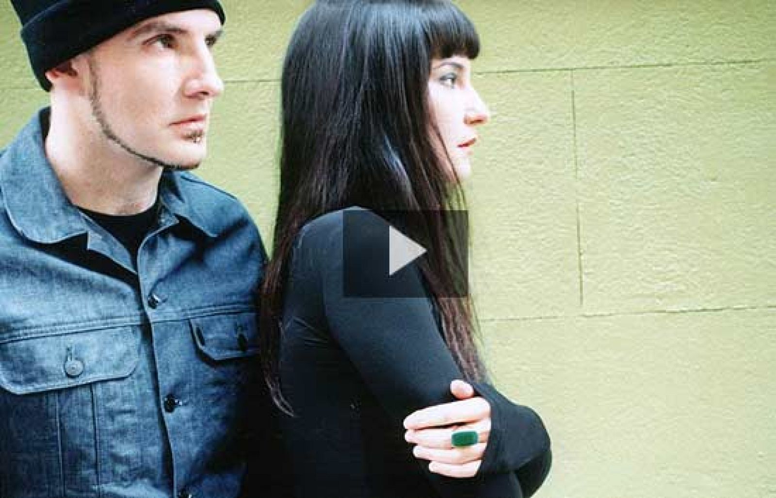 El Mundial de MotoGP llega a la última prueba de su calendario, el Gran Premio de la Comunitat Valenciana, que se celebrará en el circuito de Cheste. TVE ha preparado un concierto en el que participarán algunos de los mejores grupos del actual panora