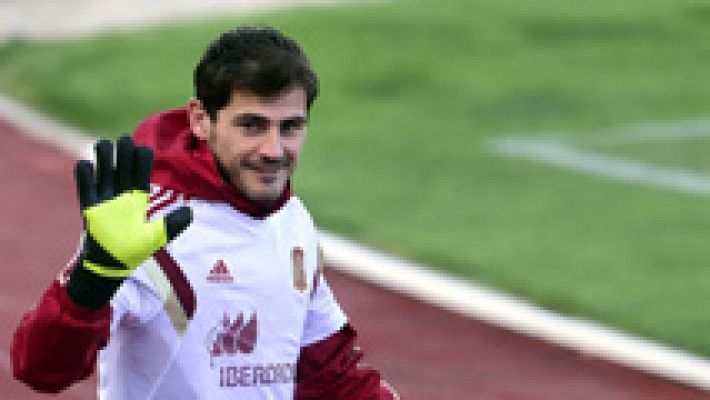 Casillas deja el Real Madrid y se marcha al Oporto