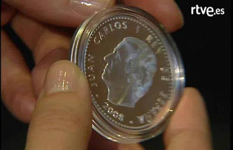 La Fábrica Nacional de Moneda y Timbre ha sacado una edición especial de dos monedas conmemorativas por la victoria de la selección española en la Eurocopa.