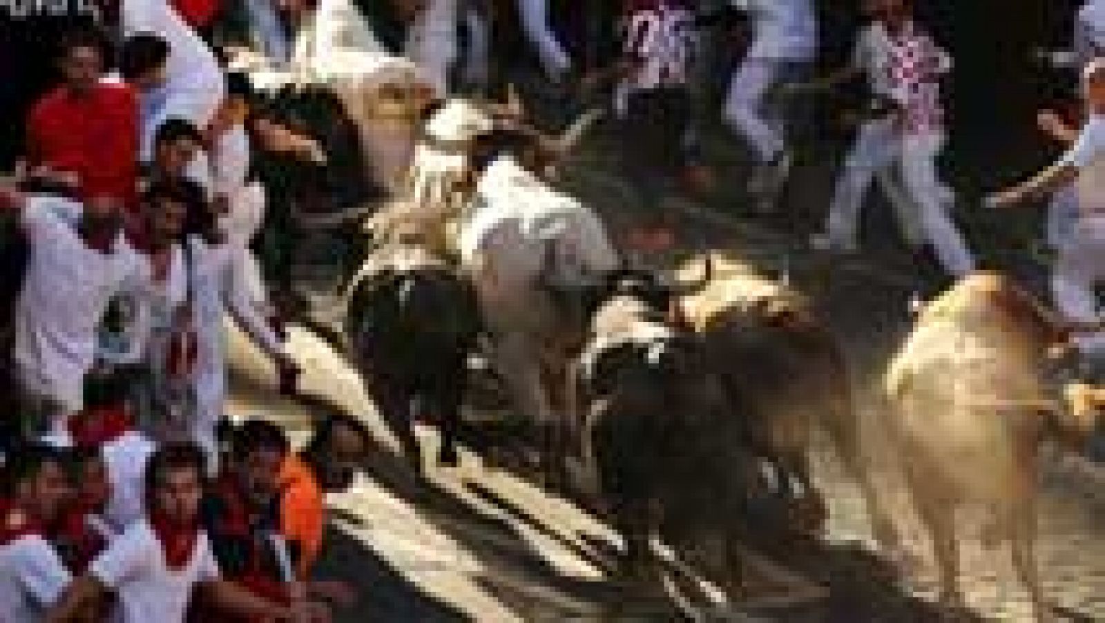 Sanfermines 2015: Dos corredores heridos por asta de toro en el séptimo encierro