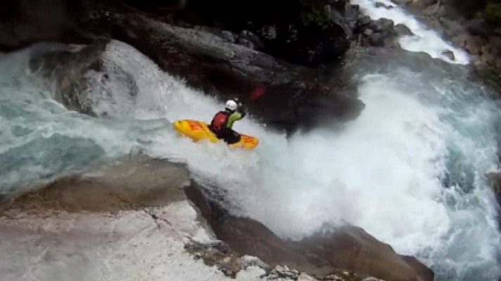 El deshielo en el Pirineo aragonés abre la temporada de kayak