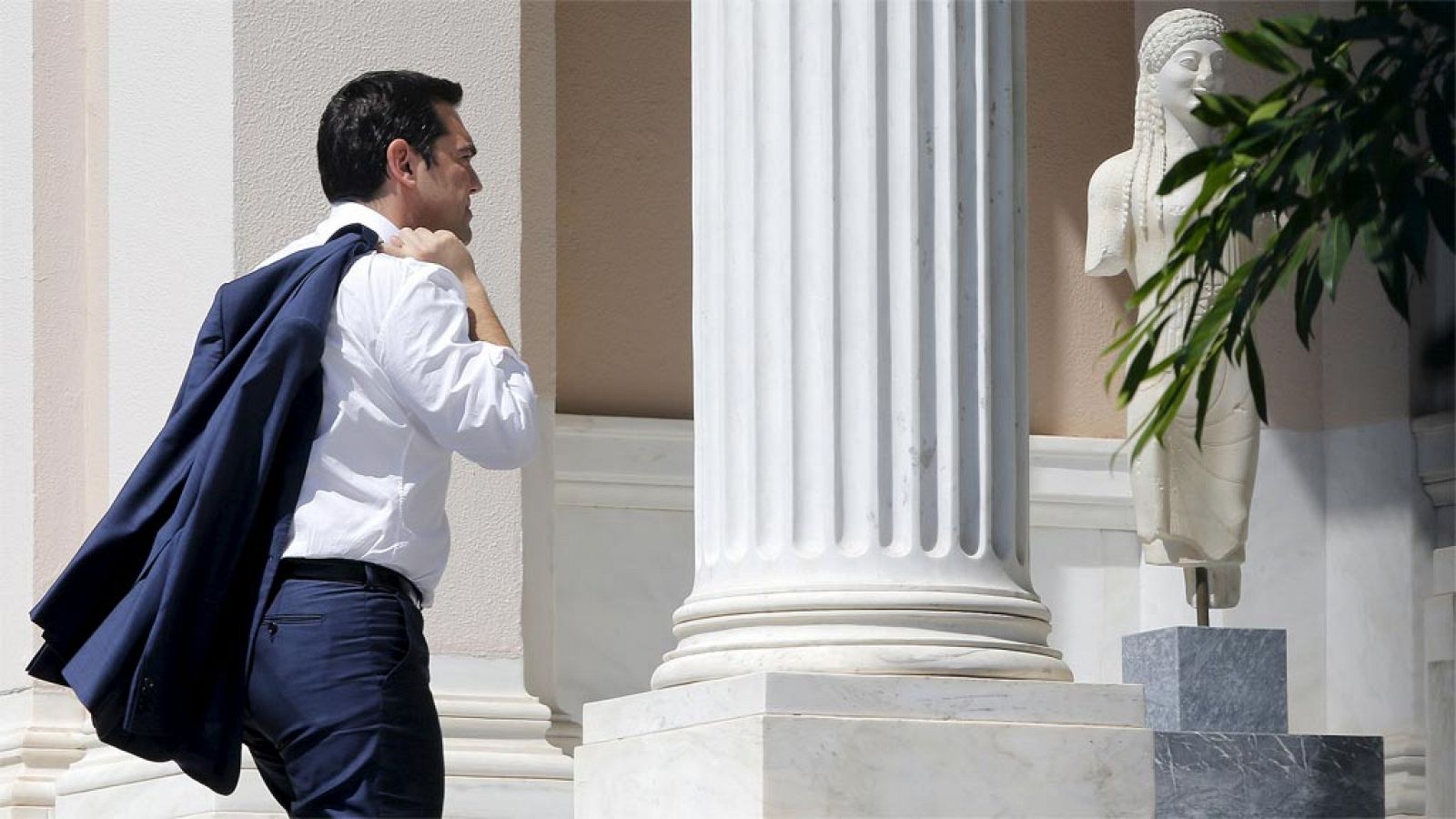 Tsipras: "Luchamos hasta el final para alcanzar un acuerdo que levantara el país"