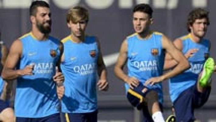 Telediario 1 - El Barça realiza el primer entrenamiento con 16 futbolistas