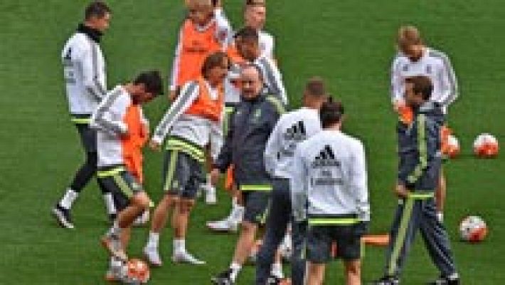 Telediario 1 - Benítez: "Casillas quiso salir y como entrenador tengo que respetar esa decisión"