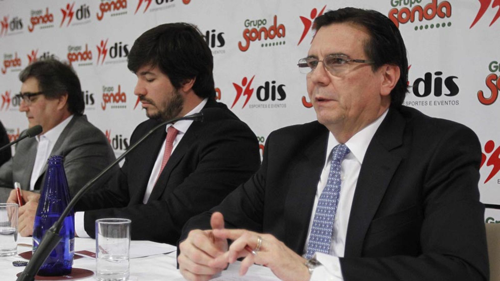 Le empresa DIS se querella contra Neymar y el Barça | Ver