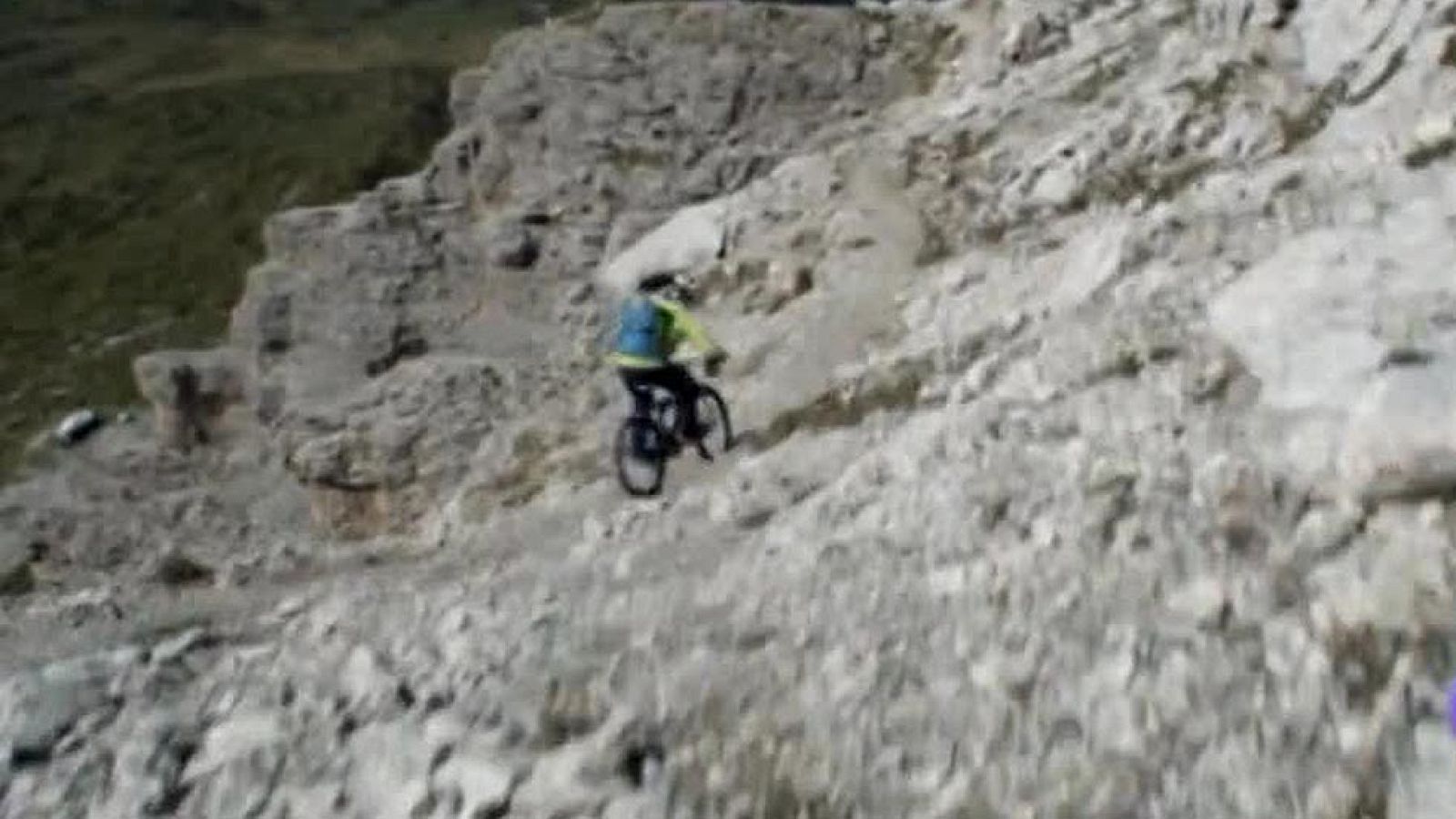 Se hace camino al bajar... | Ver