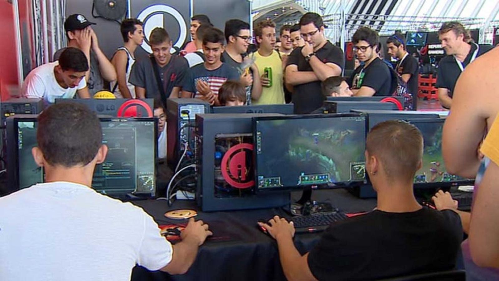 En Tenerife se celebra la Lan Party
