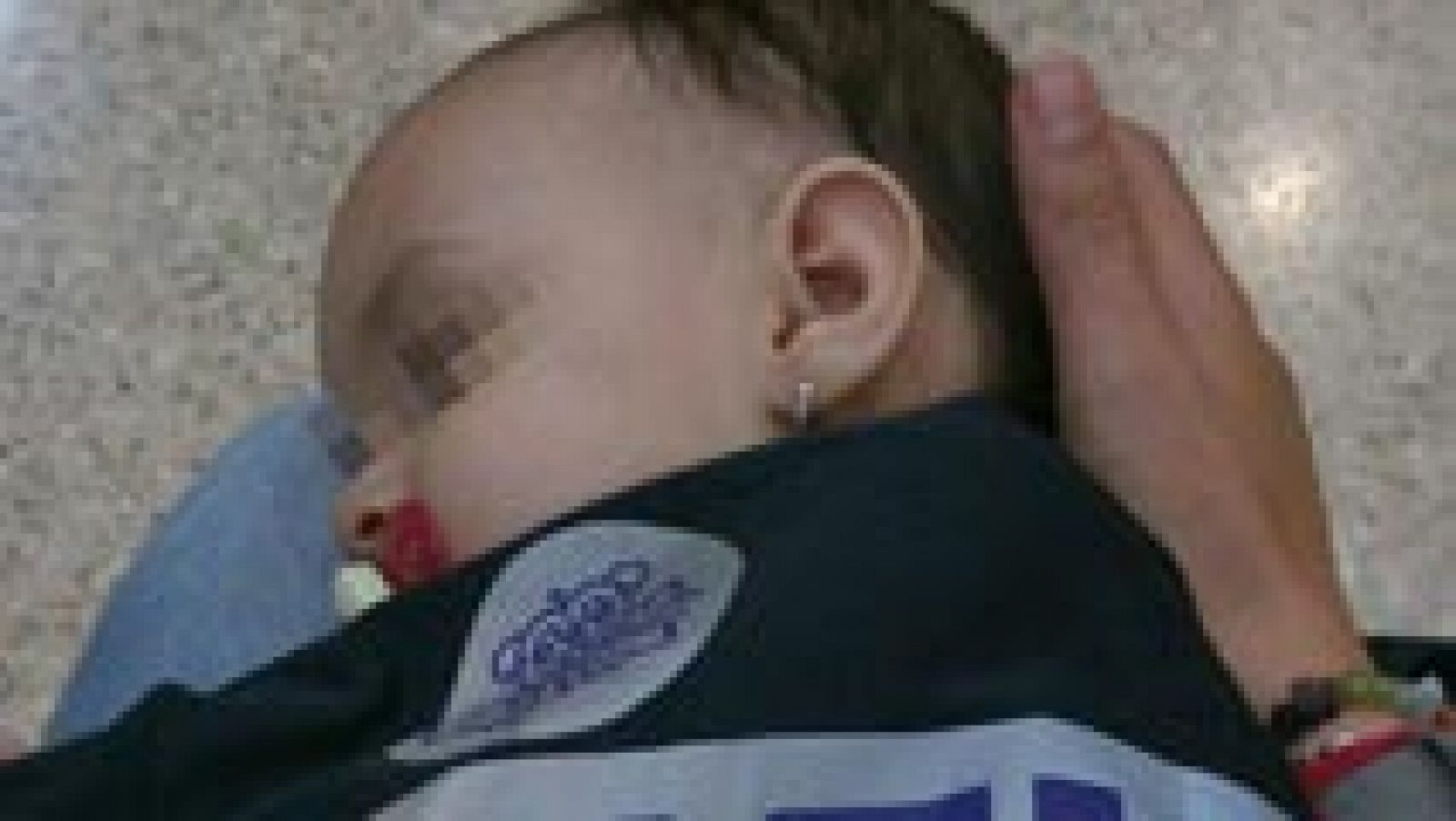 Telediario 1: La Policía libera a una joven rumana y a su bebé | RTVE Play