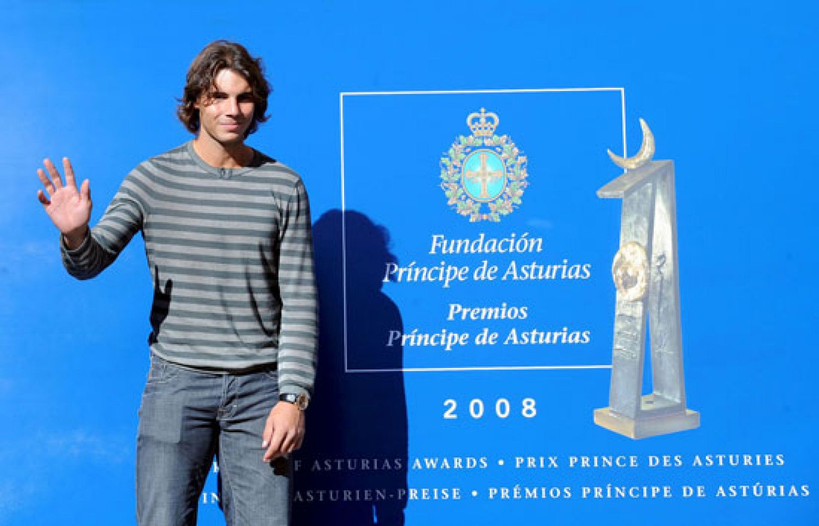 Rueda de prensa que el tenista Rafael Nadal ha concedido en Oviedo un día antes de recibir el Premio Príncipe de Asturias de los Deportes 2008.