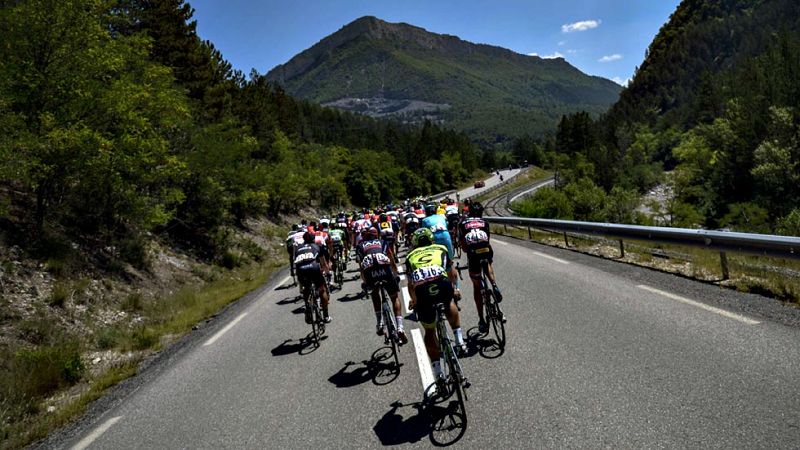 La decimoctava etapa se disputa este jueves entre Gap y Saint Jean de Maurienne, de 186 kilómetros. El Glandon, lejos de meta, en el menú de 7 puertos. 